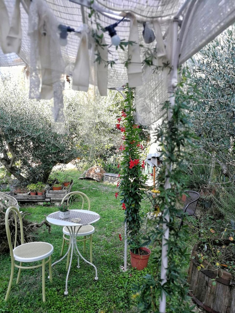 مبيت وإفطار Roncofreddo Il Giardino Dei Frati المظهر الخارجي الصورة
